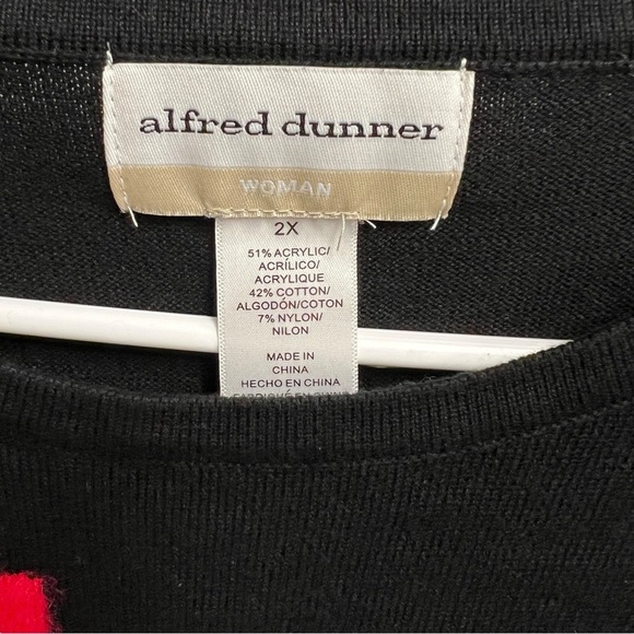 Alfred Dunner Long Sleeve Floral Rose Jacquard Soft Cozy Chic Christmas Sweater - Picture 4 of 7